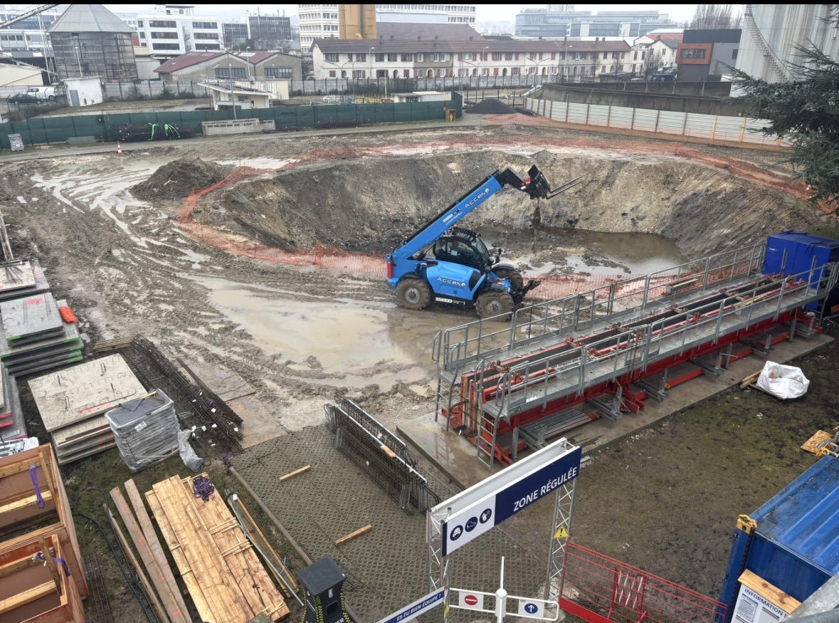 Terrassement et préparation d'un ouvrage en environnement urbain